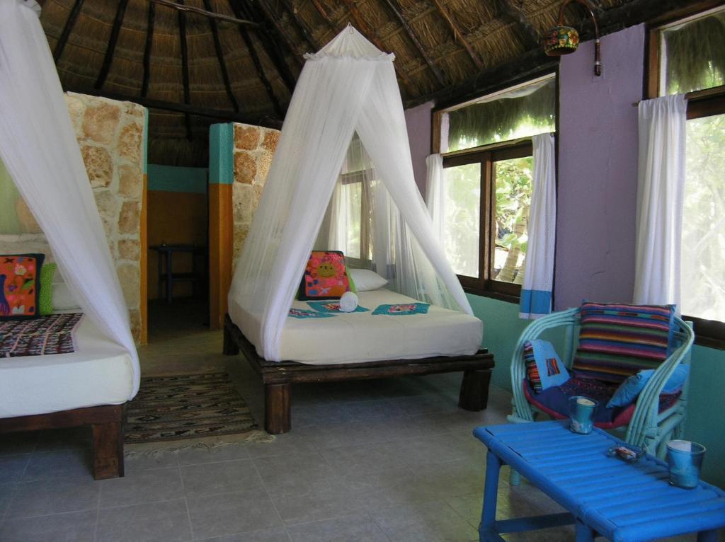 Hemingway Romantic Eco Resort Tulum Bilik gambar